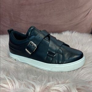 Black Women's Sneakers